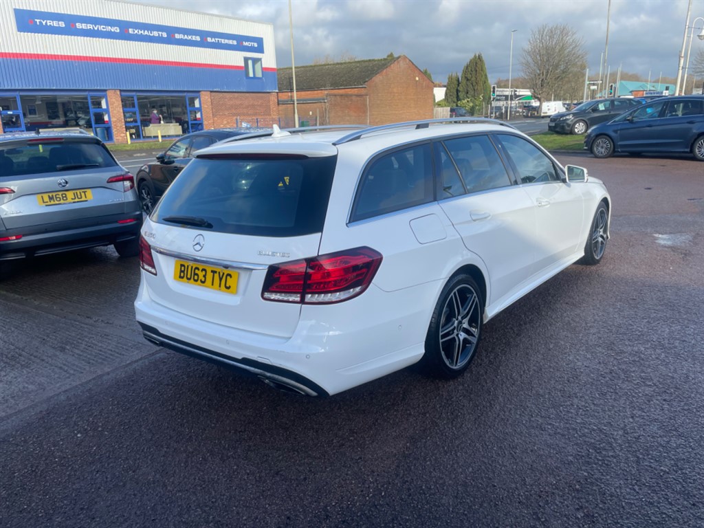 Used Mercedes-Benz E Class 2013 for sale - 77300743: Photo 5