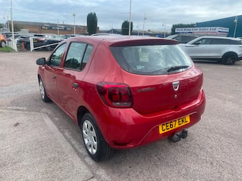 Used Dacia Sandero 2017 for sale - 79828379: Photo