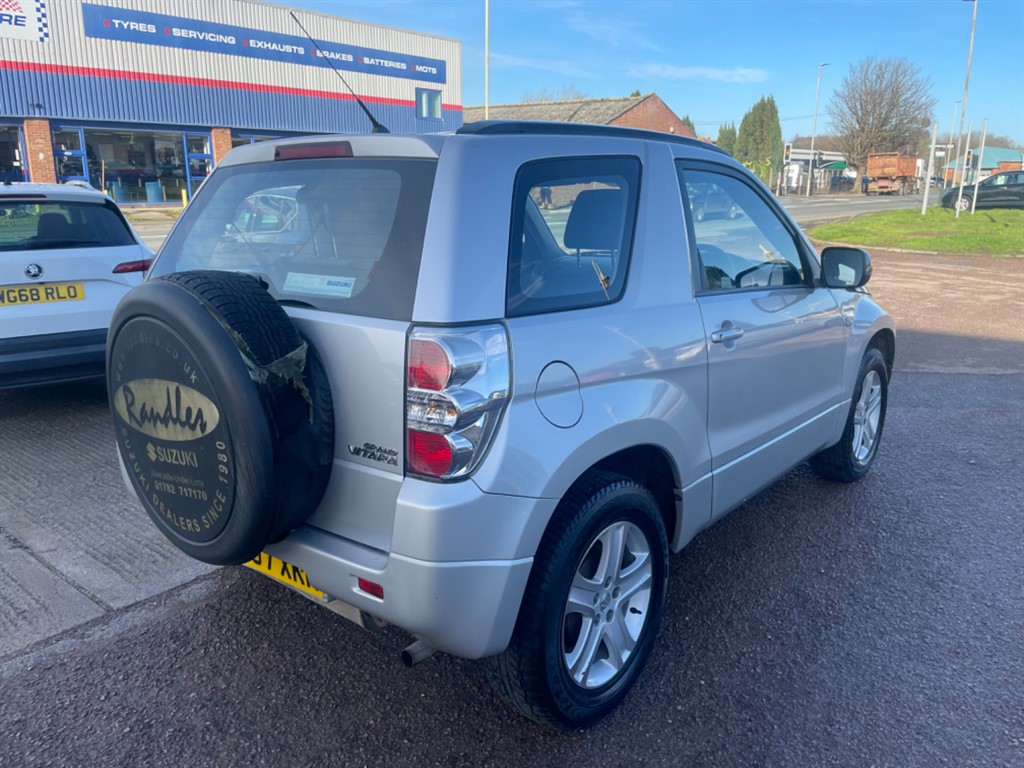 Used Suzuki Grand Vitara 2007 for sale - 76780508: Photo 4