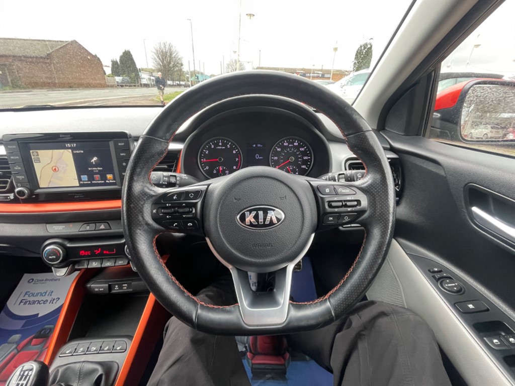 Used Kia Stonic 2018 for sale - 78042405: Photo 13