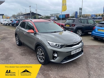 Used Kia Stonic 2018 for sale - 78042405: Photo
