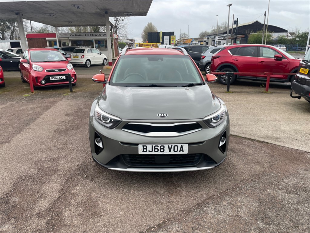Used Kia Stonic 2018 for sale - 78042405: Photo 2