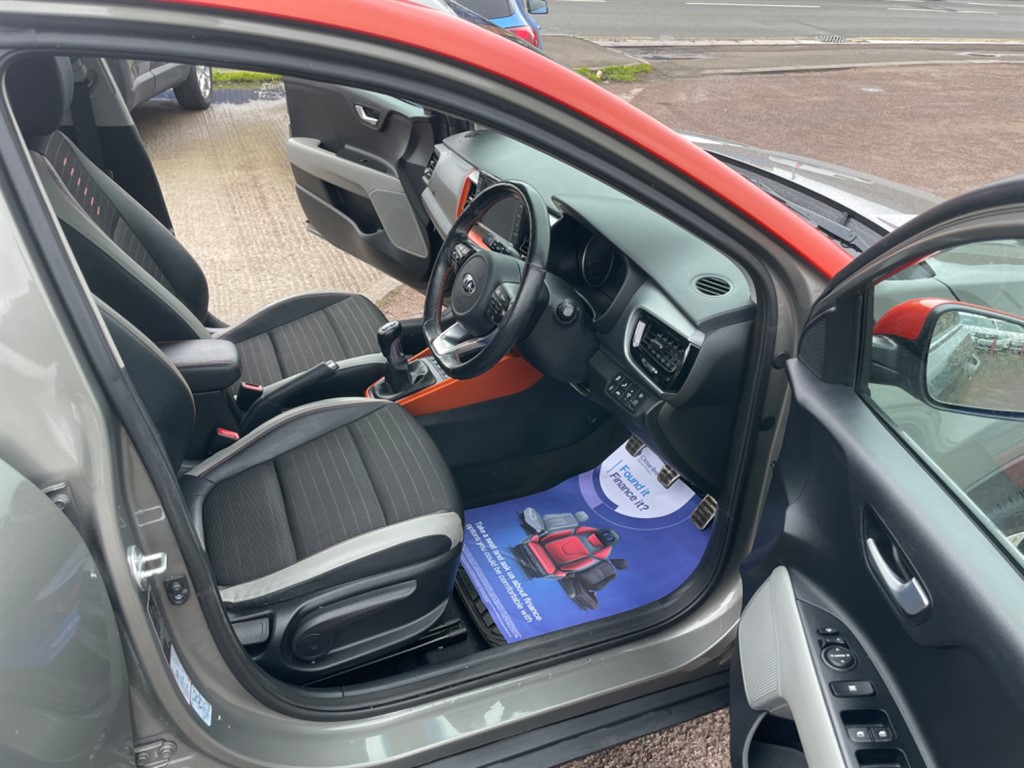 Used Kia Stonic 2018 for sale - 78042405: Photo 7