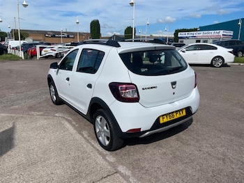 Used Dacia Sandero Stepway 2016 for sale - 79344236: Photo