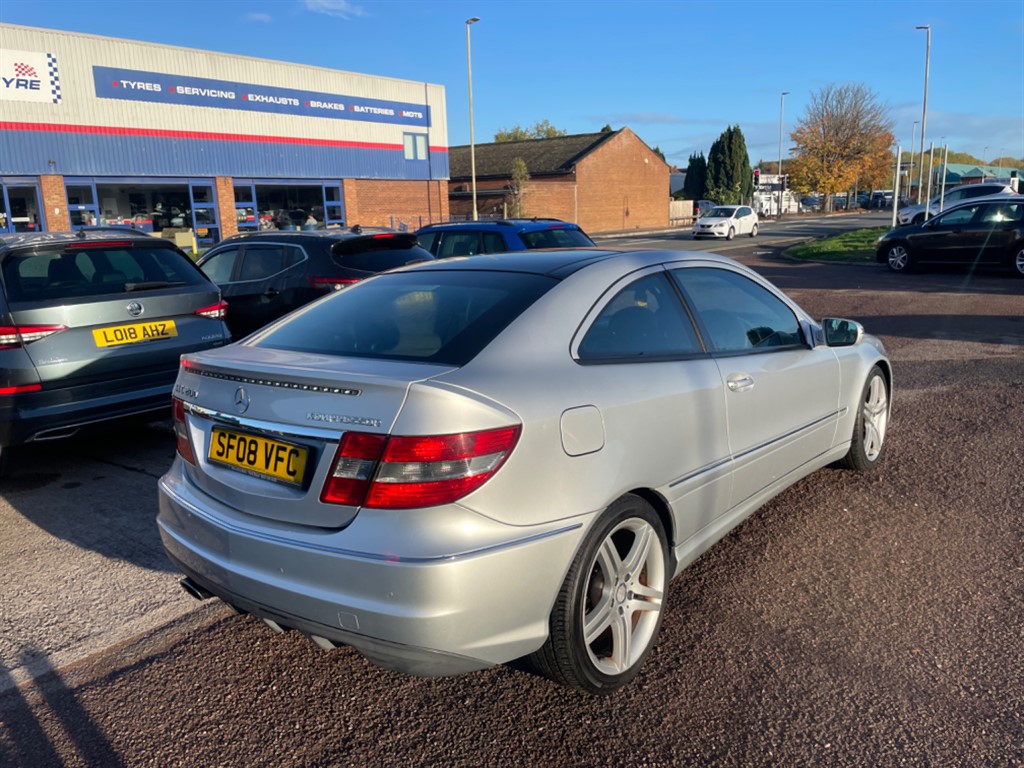 Used Mercedes-Benz CLC Class 2008 for sale - 76355315: Photo 5