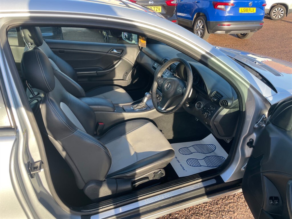 Used Mercedes-Benz CLC Class 2008 for sale - 76355315: Photo 8