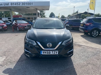 Used Nissan Qashqai 2018 for sale - 76008430: Photo 2