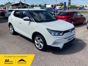 Used Ssangyong Tivoli 2015 for sale - 75571822: Photo