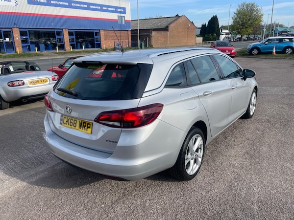 Used Vauxhall Astra 2019 for sale - 75570585: Photo 6