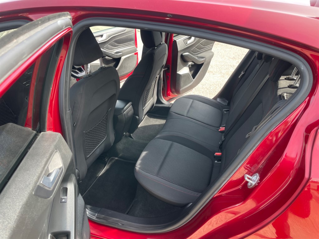 Used Ford Focus 2019 for sale - 77965523: Photo 10