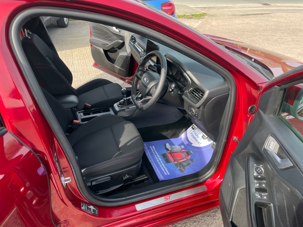 Used Ford Focus 2019 for sale - 77965523: Photo 7