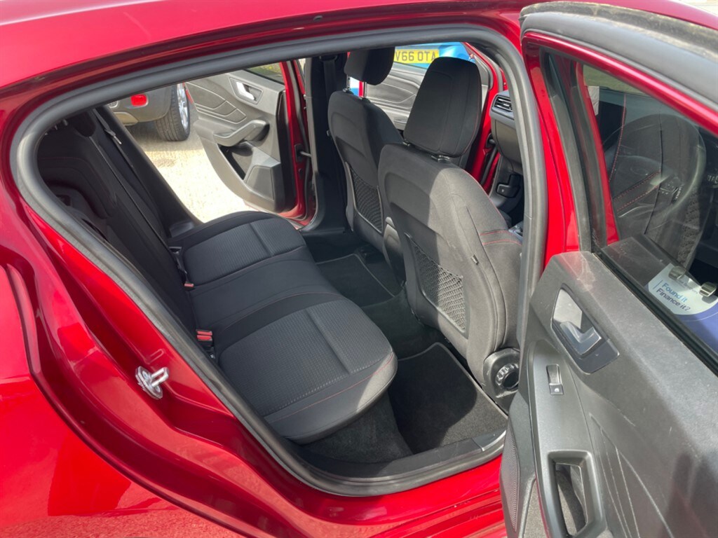 Used Ford Focus 2019 for sale - 77965523: Photo 8