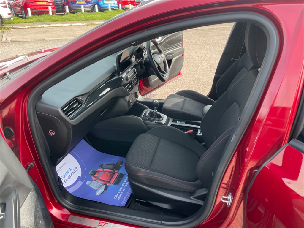 Used Ford Focus 2019 for sale - 77965523: Photo 9