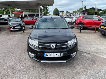 Used Dacia Sandero Stepway 2016 for sale - 78953886: Photo