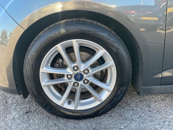 Used Ford C-Max 2017 for sale - 76067273: Photo 18