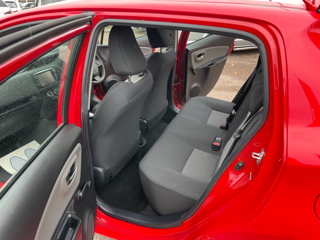 Used Toyota Yaris 2019 for sale - 76466619: Photo 10