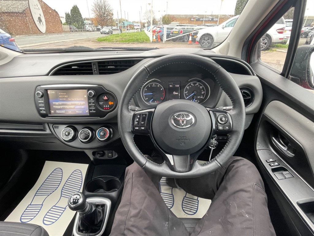 Used Toyota Yaris 2019 for sale - 76466619: Photo 12