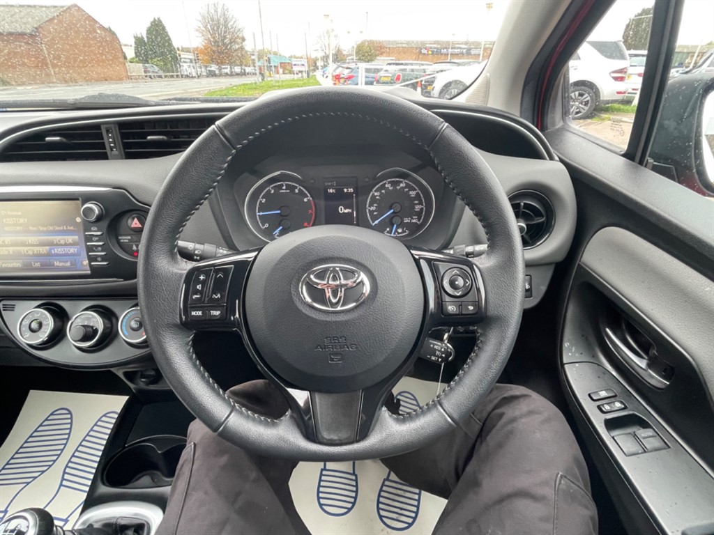 Used Toyota Yaris 2019 for sale - 76466619: Photo 13