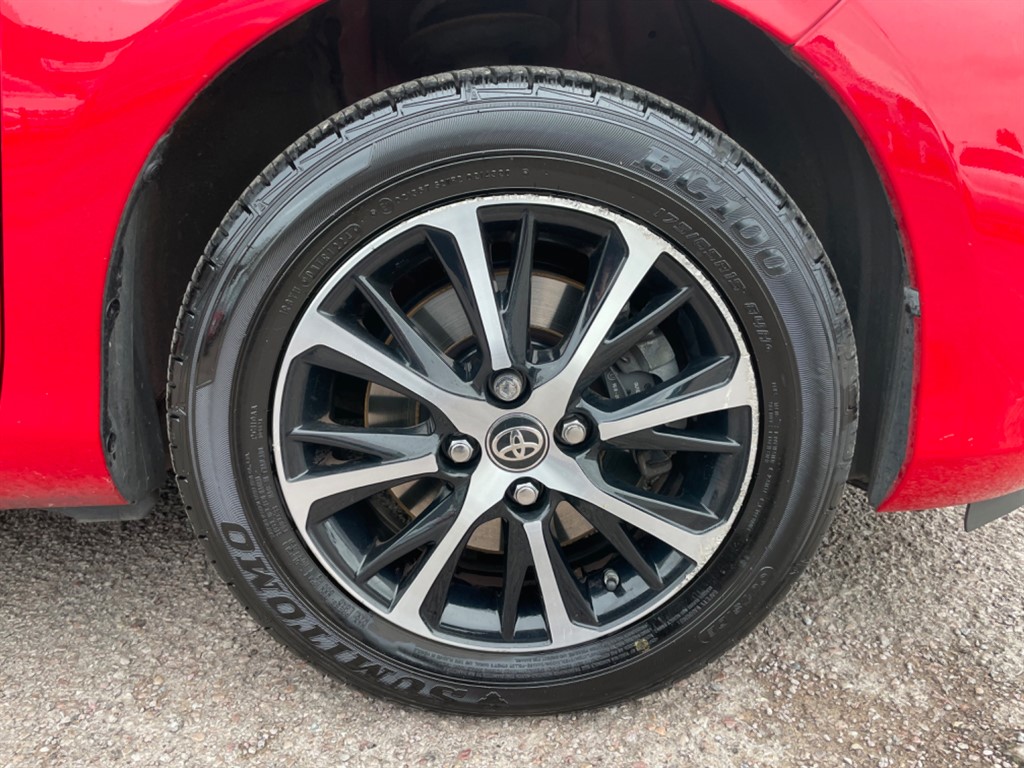 Used Toyota Yaris 2019 for sale - 76466619: Photo 17