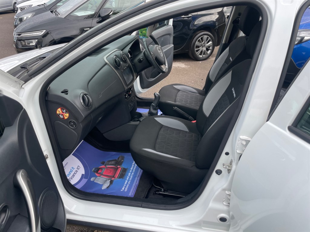 Used Dacia Sandero 2016 for sale - 76316948: Photo 9