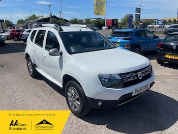 Used Dacia Duster 2016 for sale - 79479287: Photo