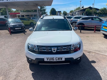 Used Dacia Duster 2016 for sale - 79479287: Photo