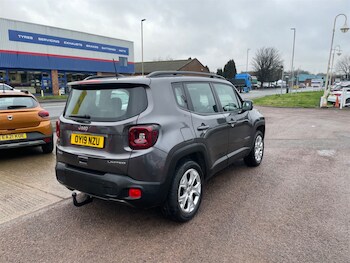 Used Jeep Renegade 2019 for sale - 77592509: Photo