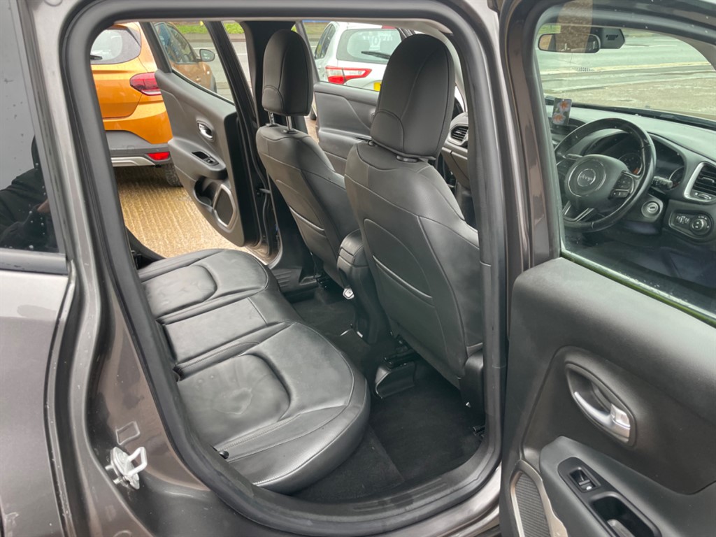 Used Jeep Renegade 2019 for sale - 77592509: Photo 8
