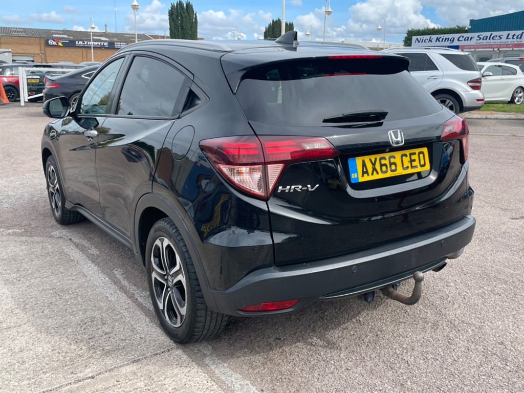 Used Honda HR-V 2016 for sale - 77300715: Photo 3