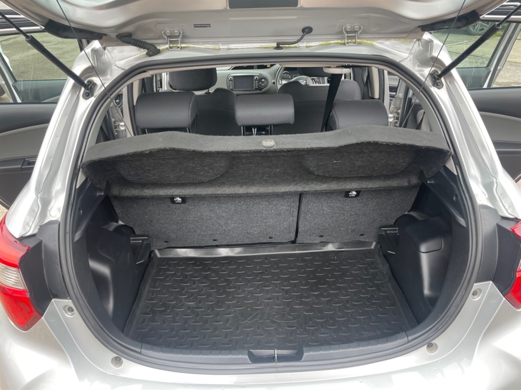 Used Toyota Yaris 2017 for sale - 77326574: Photo 11