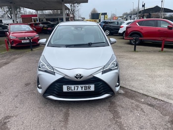 Used Toyota Yaris 2017 for sale - 77326574: Photo