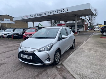 Used Toyota Yaris 2017 for sale - 77326574: Photo