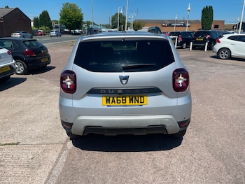 Used Dacia Duster 2018 for sale - 79021319: Photo