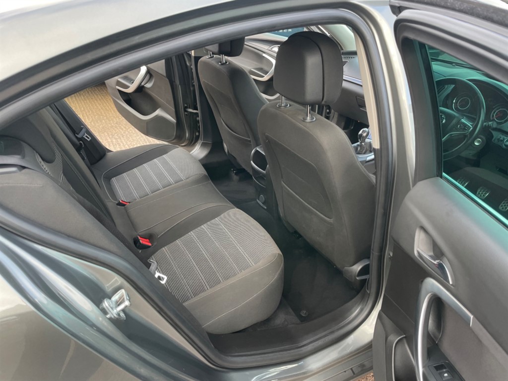 Used Vauxhall Insignia 2017 for sale - 77300713: Photo 8