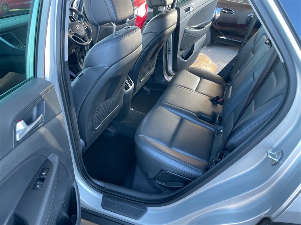 Used Hyundai TUCSON 2016 for sale - 76008441: Photo 10