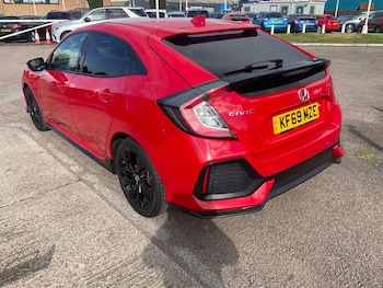 Used Honda Civic 2019 for sale - 78226420: Photo