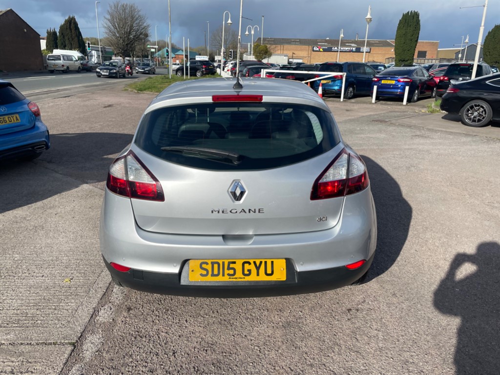 Used Renault Megane 2015 for sale - 78014885: Photo 4