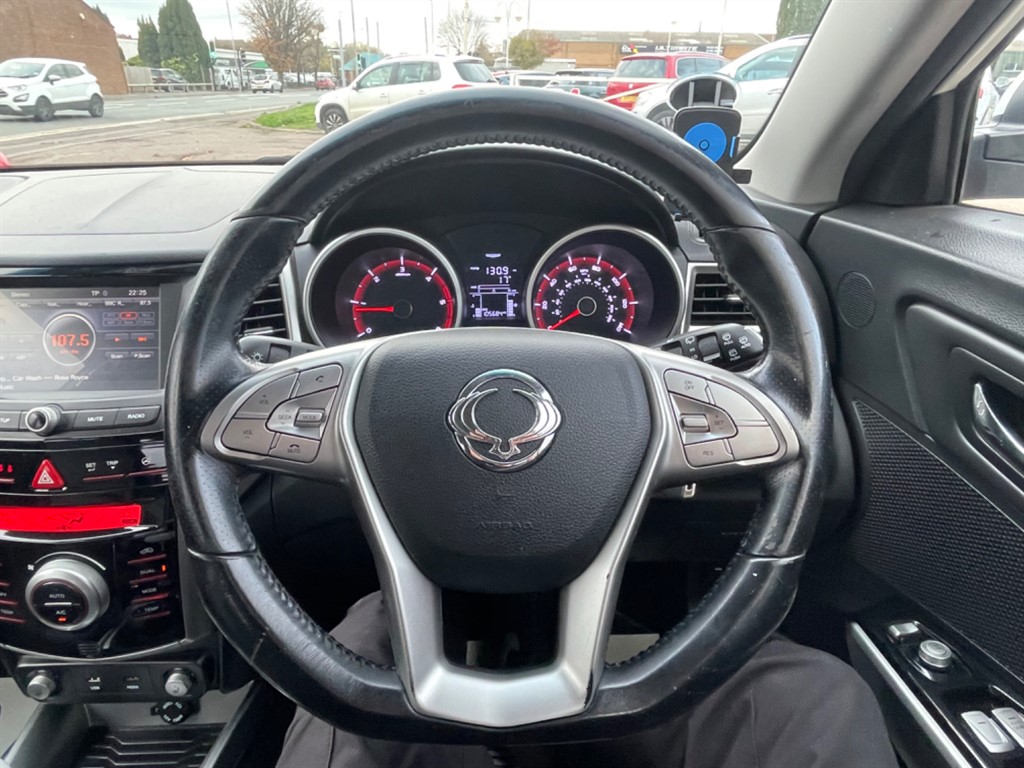 Used Ssangyong Tivoli 2015 for sale - 76494188: Photo 13