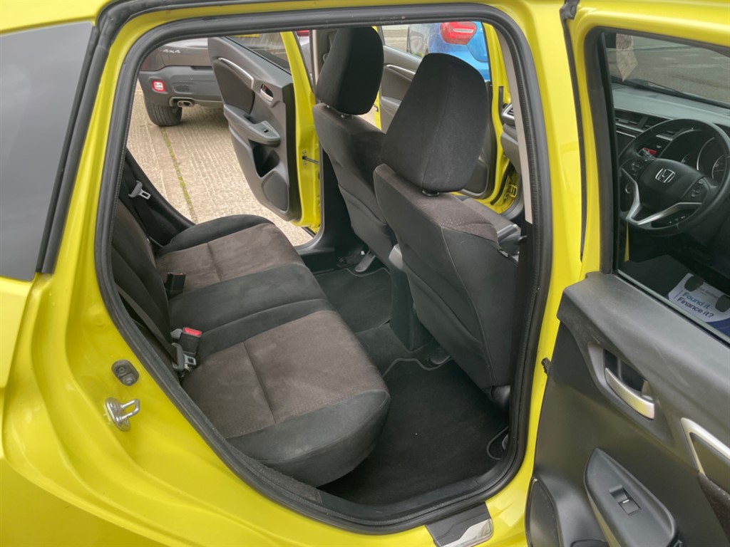 Used Honda Jazz 2015 for sale - 78042416: Photo 5