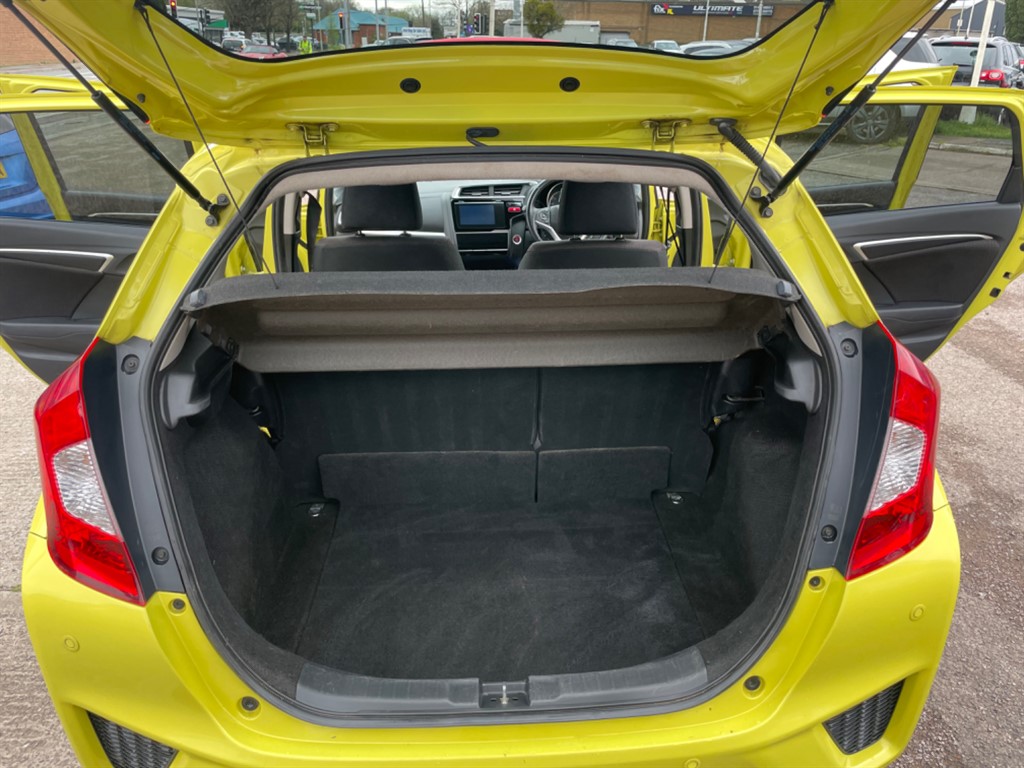 Used Honda Jazz 2015 for sale - 78042416: Photo 8