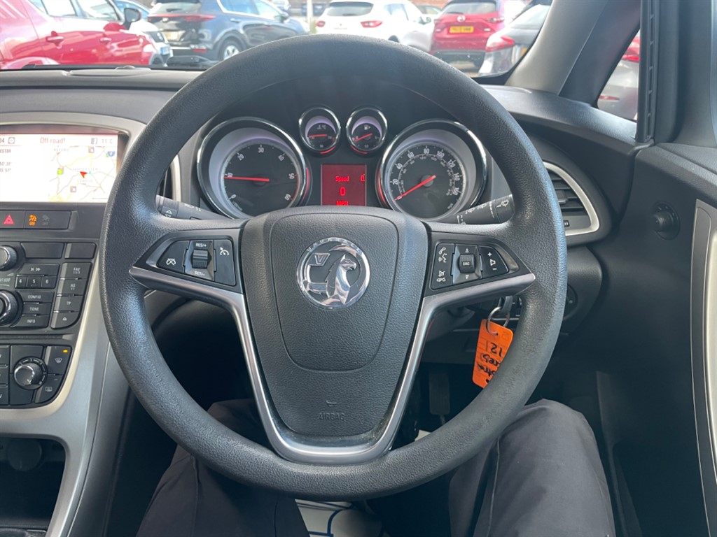 Used Vauxhall Astra 2012 for sale - 77005627: Photo 13