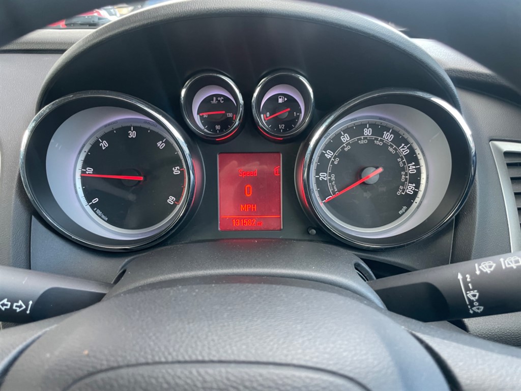 Used Vauxhall Astra 2012 for sale - 77005627: Photo 14