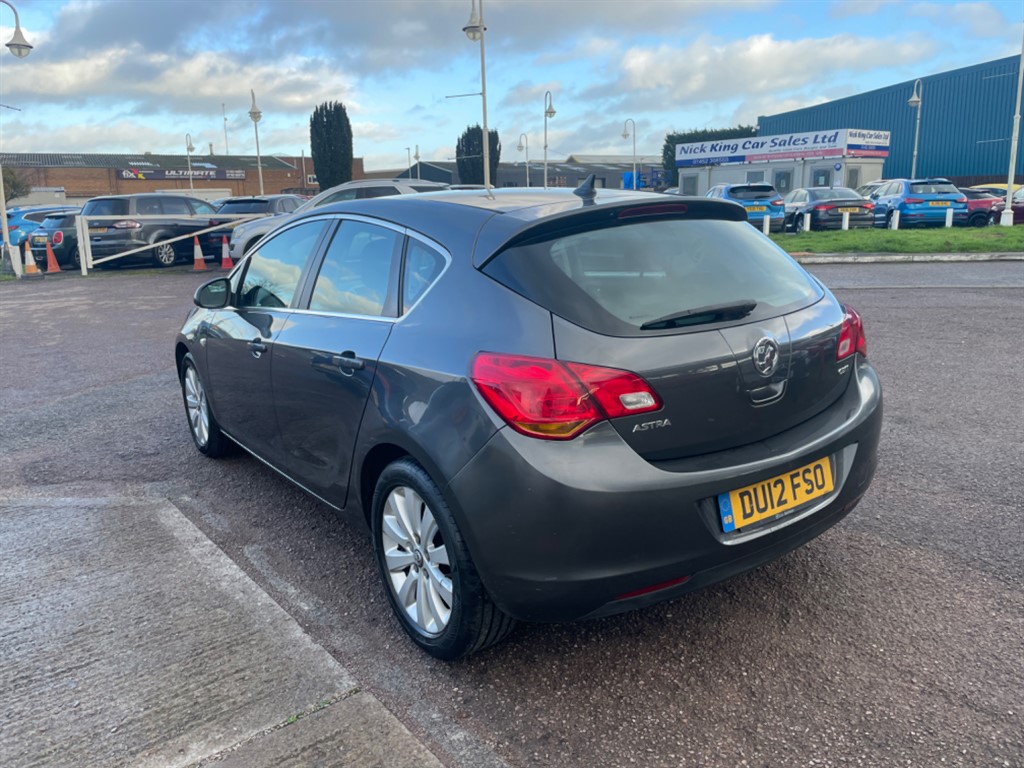 Used Vauxhall Astra 2012 for sale - 77005627: Photo 4