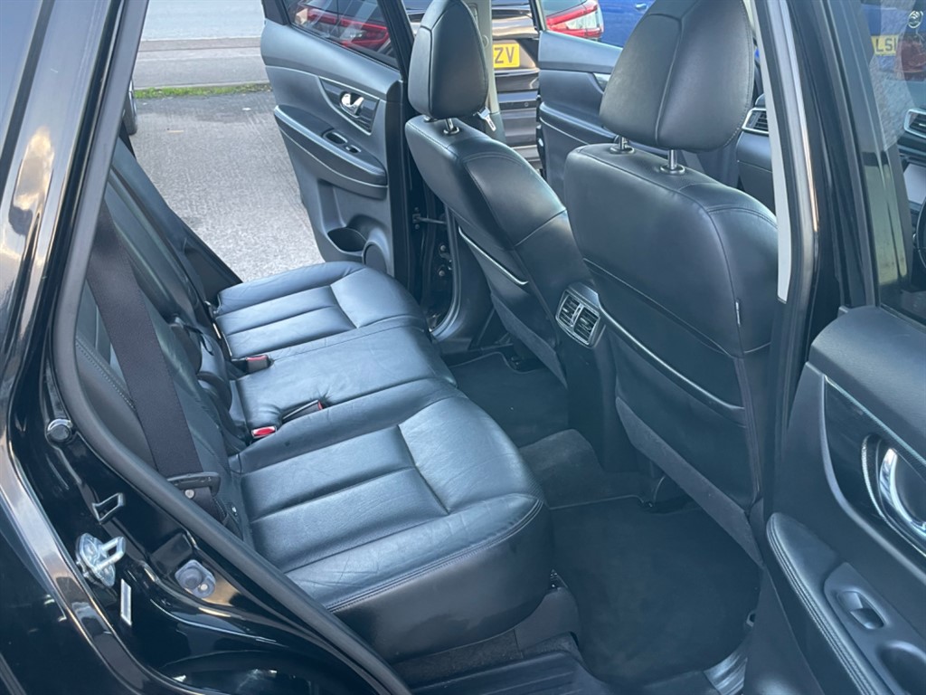 Used Nissan X-Trail 2016 for sale - 76384700: Photo 8