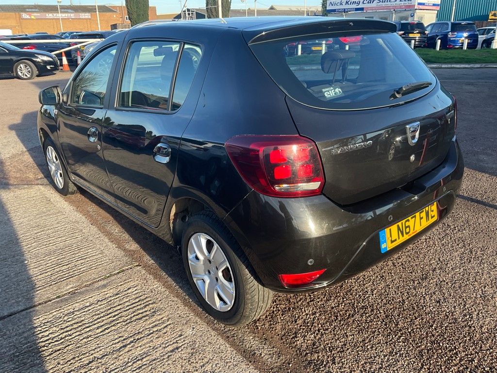 Used Dacia Sandero 2017 for sale - 76652869: Photo 4
