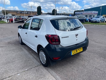 Used Dacia Sandero 2018 for sale - 78212172: Photo
