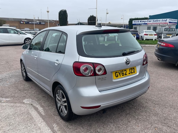 Used Volkswagen Golf Plus 2012 for sale - 76276937: Photo 4