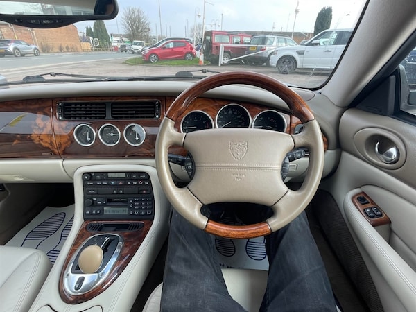 Used Jaguar XK8 2003 for sale - 75571297: Photo 12