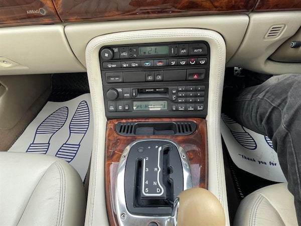 Used Jaguar XK8 2003 for sale - 75571297: Photo 15