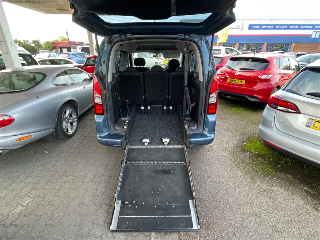 Used Peugeot Partner Tepee 2015 for sale - 76796684: Photo 7